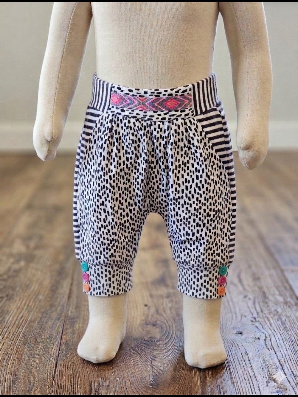 Deux Par Deux Infant Geometric Pant- 6 Months